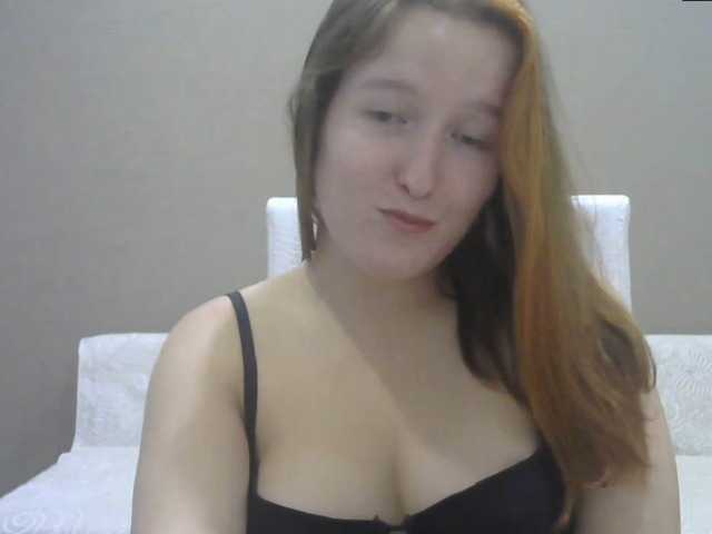 Снимки WetYvonne Hello boys, i wanna play with you so bad.. spoil me..