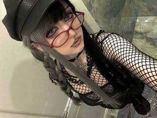 Еротичен видео чат whispell