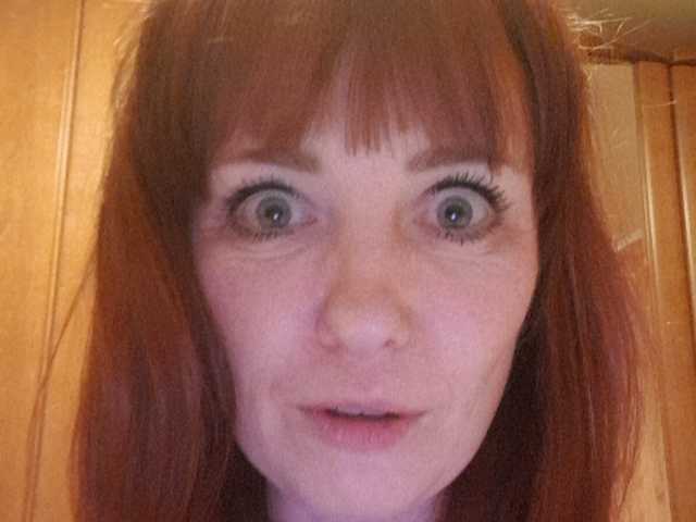 Екранни снимки на излъчване Whitekittyy