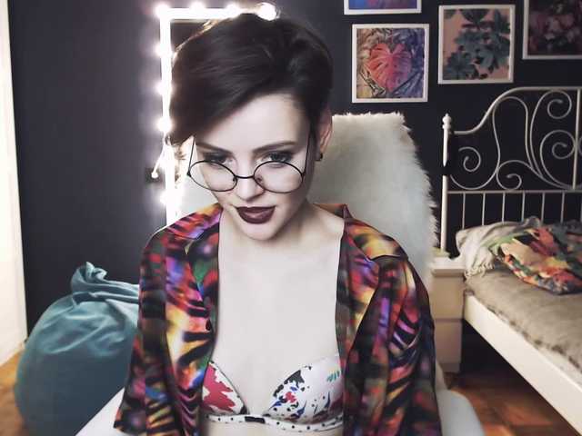 Екранни снимки на излъчване Worldends-gf