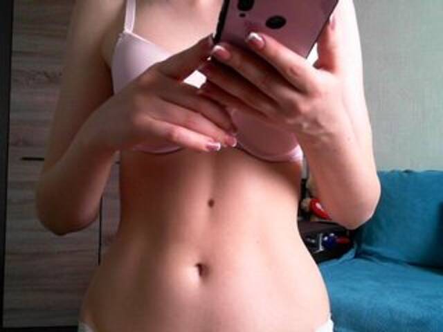 Екранни снимки на излъчване Anyuta_Kiss