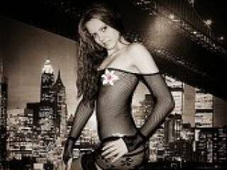 Еротичен видео чат xcandyxyx