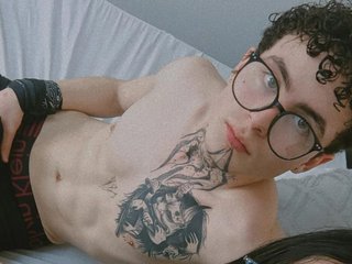 Еротичен видео чат XHotDesire-fx