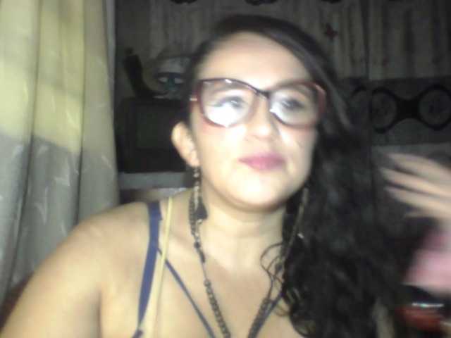 Снимки XIMENA1986 BIENVENIDOS MI CUARTO VAMOS A PASARLA RICO Y MIENTRAS MOJAME CON TUS TOKENS COME TO MY ROOM WE HAVE A GOOD TIME AND WHILE YOU MAKE ME WET WITH YOUR TOKENS Come ​on ​and ​enjoy ​the ​curvy ​pleasure!!!!.