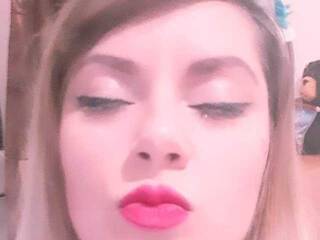 Еротичен видео чат XLiaXxx