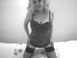 Еротичен видео чат xmaryxmagik