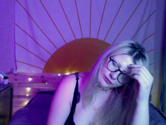 Снимки xoxoalisa hi guys im new there lets play together<3