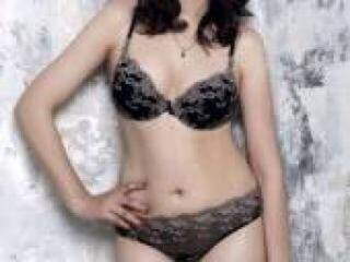 Еротичен видео чат xxkiiraxx