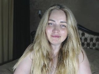 Екранни снимки на излъчване xxkristinaxx