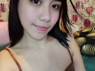 Еротичен видео чат xXsweetEza