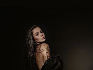 Еротичен видео чат LolaSexxx