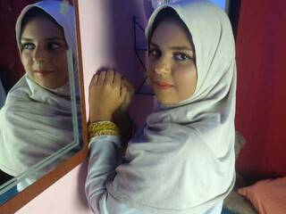 Еротичен видео чат YaminaIssawi