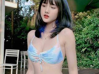 Еротичен видео чат Yanhnhi