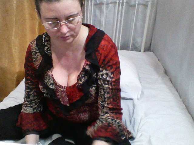 Екранни снимки на излъчване _Annika_