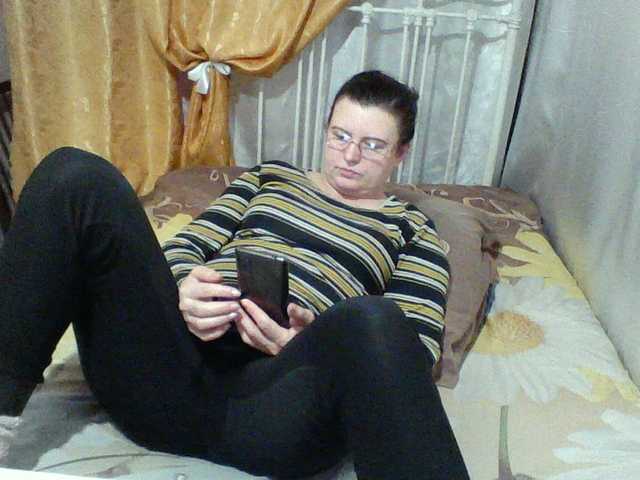 Екранни снимки на излъчване _Annika_
