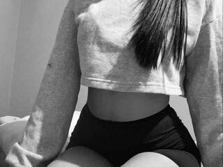 Еротичен видео чат yesenya