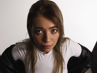 Еротичен видео чат YessyVine