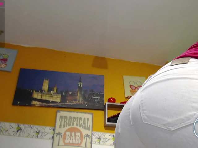 Снимки yinystar hello guys welcome to my room I hope to meet in more private and have fun