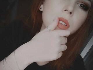 Еротичен видео чат YourCandya