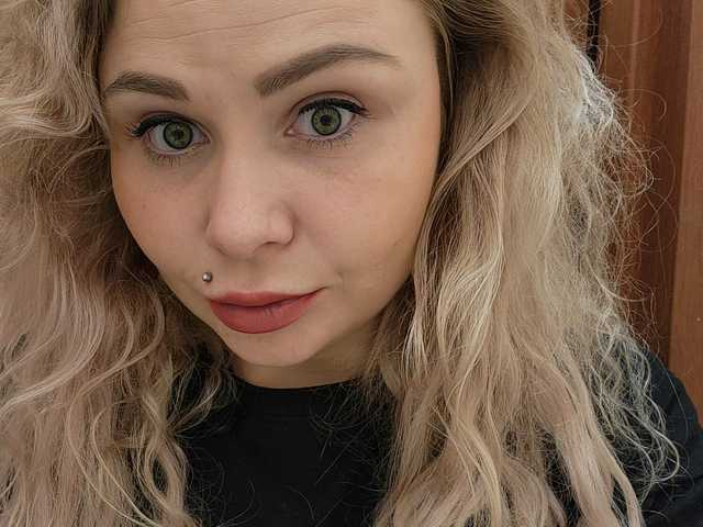 Снимка на профила YourFunnyBlondiee