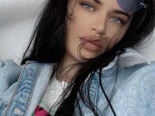 Еротичен видео чат GypsyGirl13