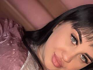 Еротичен видео чат Koketochka_Y