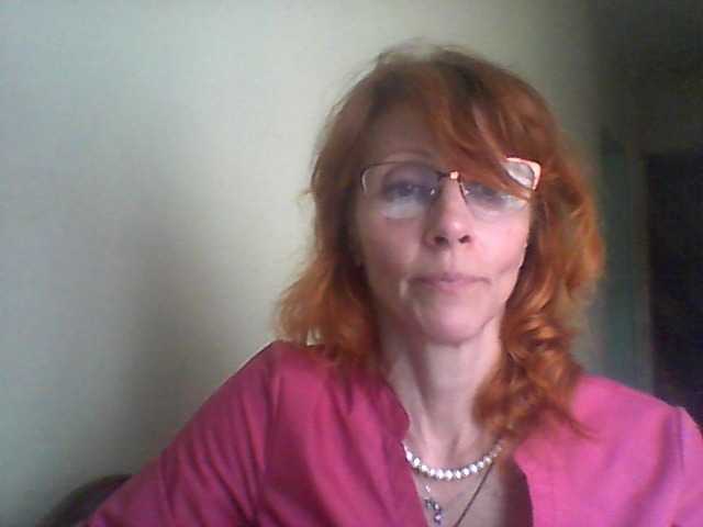 Екранни снимки на излъчване Yuliya77