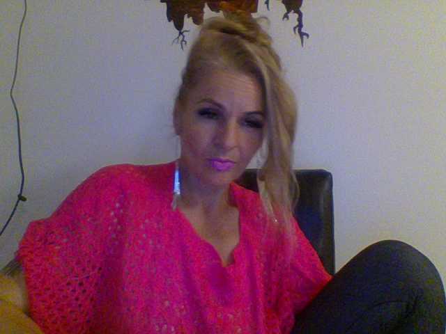 Екранни снимки на излъчване yzabel