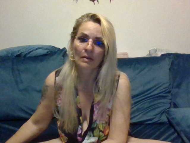 Екранни снимки на излъчване yzabel