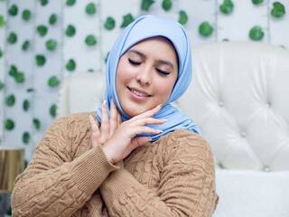 Еротичен видео чат Zahida-