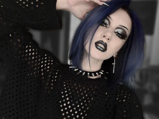 Еротичен видео чат Zara-blue