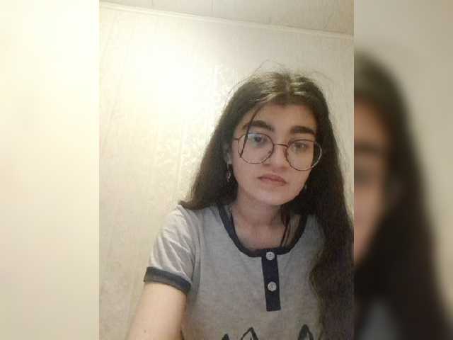 Екранни снимки на излъчване ZARApi7877