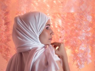 Еротичен видео чат Zareen-