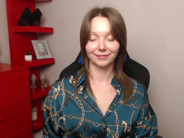 Екранни снимки на излъчване zoeBABY