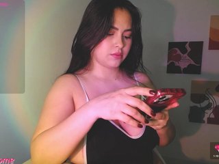 Еротичен видео чат Zoebolton1