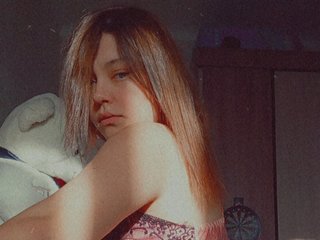 Еротичен видео чат PeachyAlice