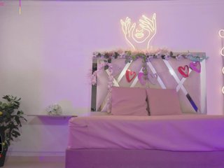 Еротичен видео чат ZURY-TAY