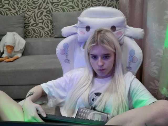 Екранни снимки на излъчване zxcjenny